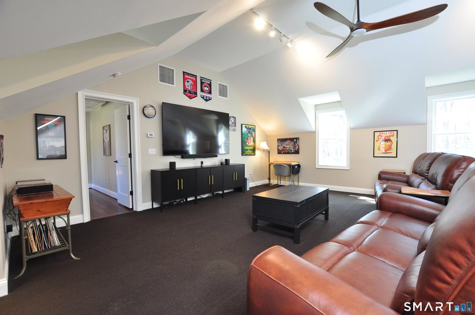 82 Indian Hill Road Photo 25