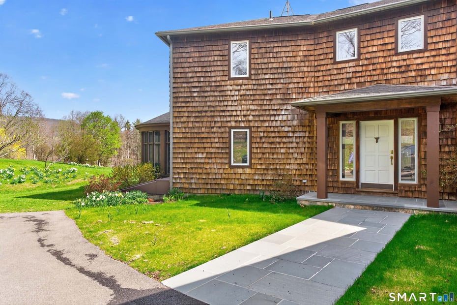 14 Straight Rd Road Photo 24