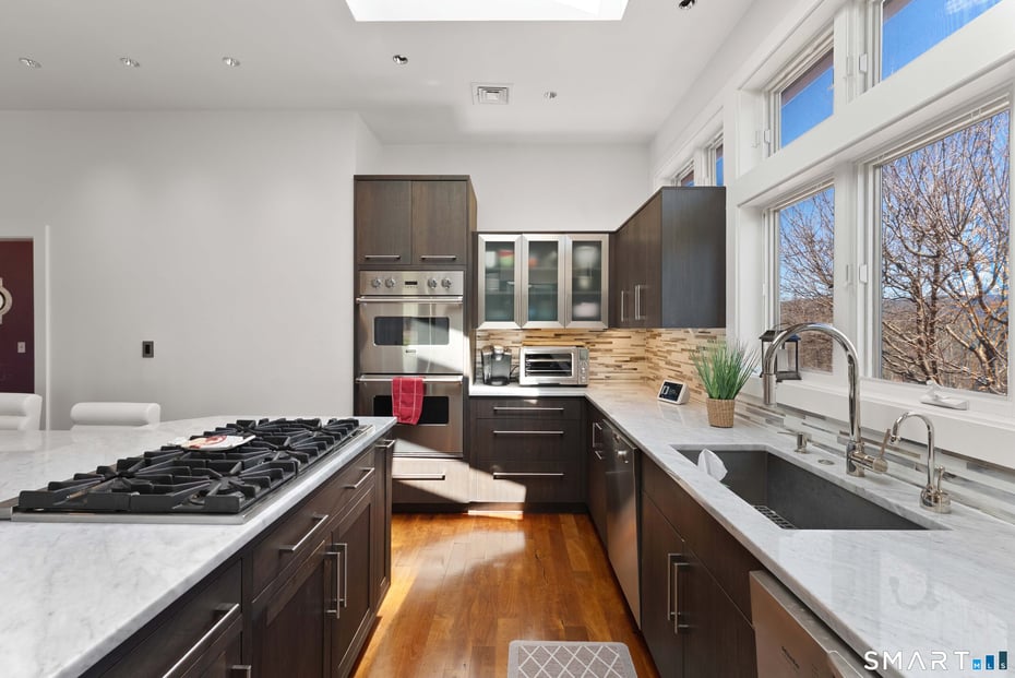 14 Straight Rd Road Photo 26