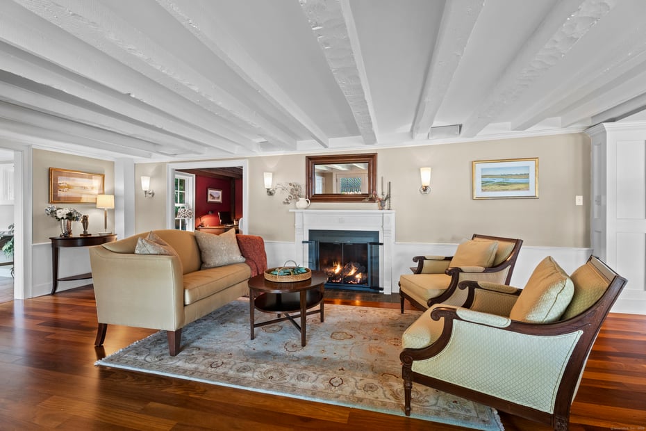 288 Middlesex Avenue Photo 13