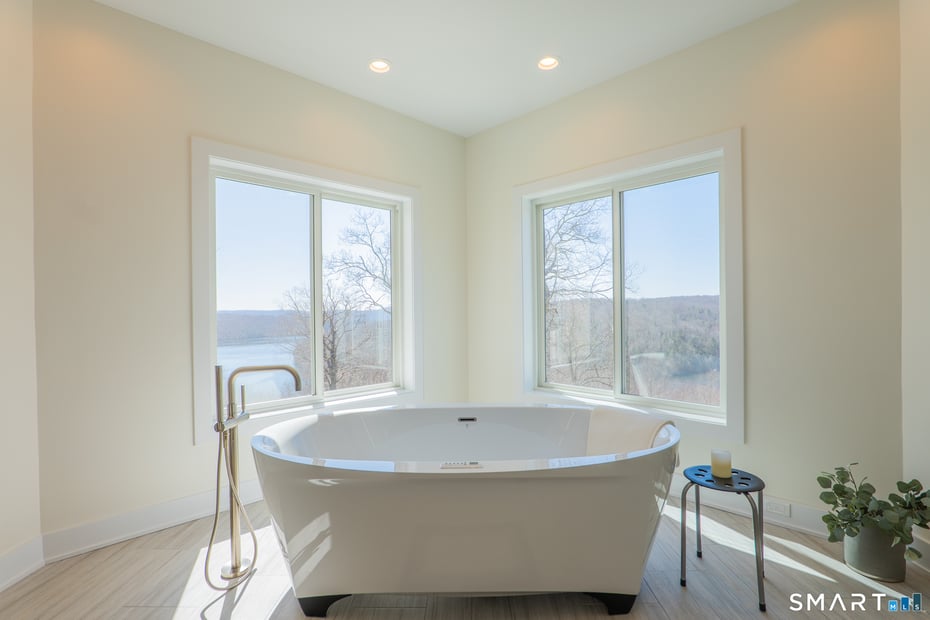 216 Kuhne Road Photo 19