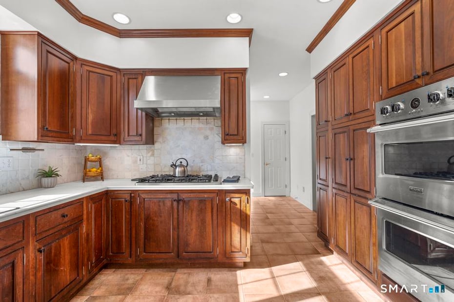 14 Cleft Rock Road Photo 6