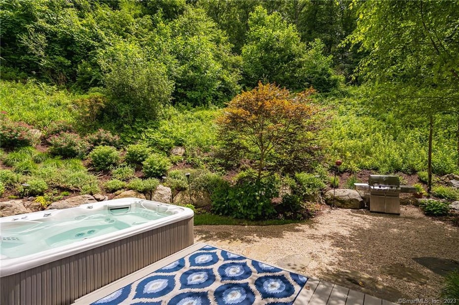 260 White Deer Rocks Road Photo 14