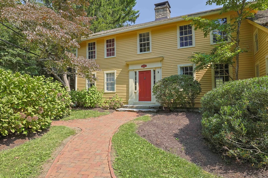 180 Green Hill Road Photo 1