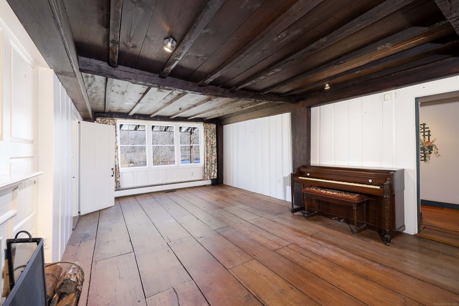 180 Green Hill Road Photo 13