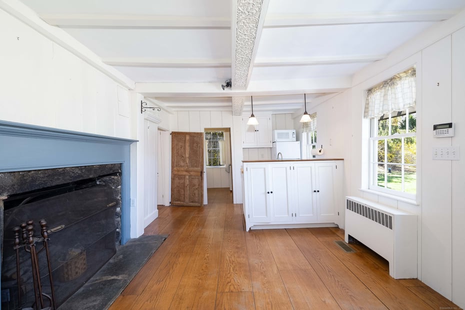 180 Green Hill Road Photo 14