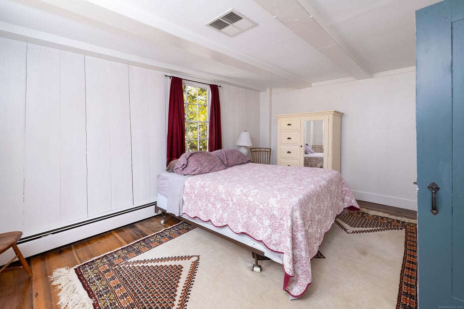 180 Green Hill Road Photo 21