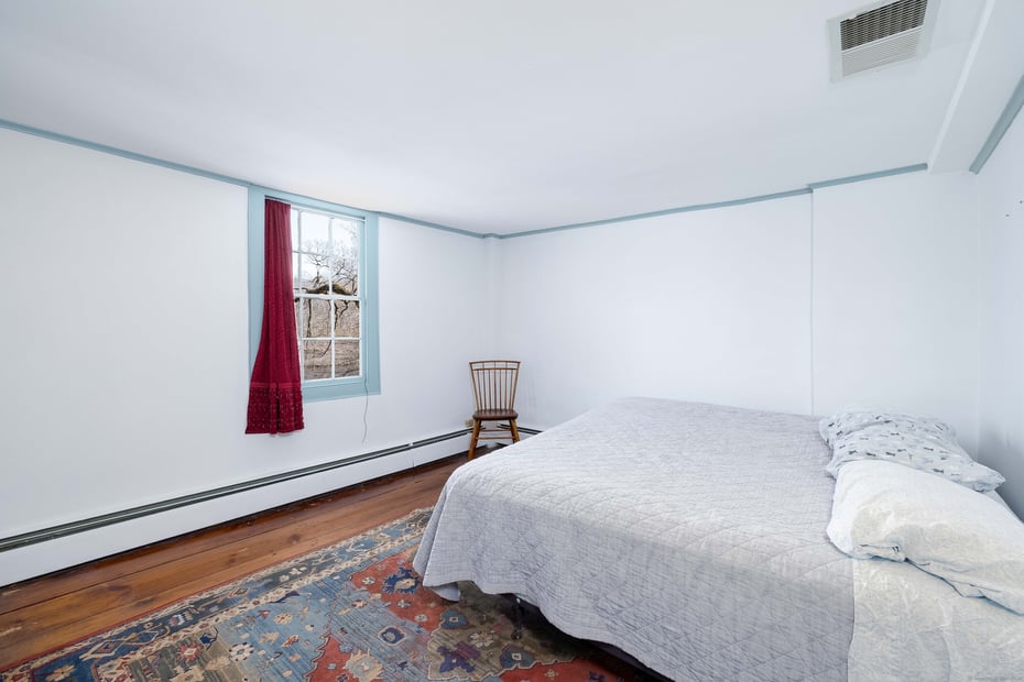 180 Green Hill Road Photo 24