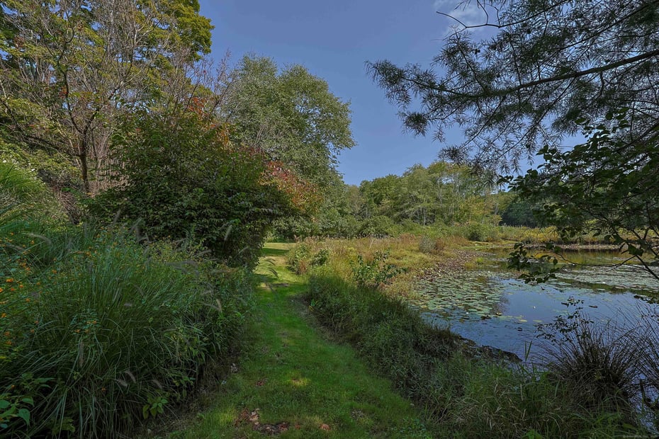 180 Green Hill Road Photo 39