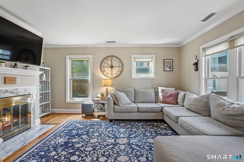 4 Seabreeze Avenue  #B Photo 8