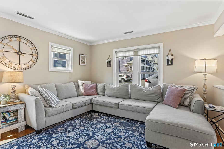 4 Seabreeze Avenue  #B Photo 9