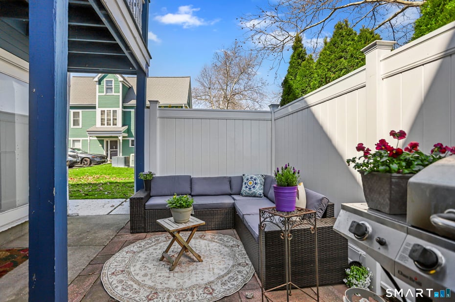 4 Seabreeze Avenue  #B Photo 31