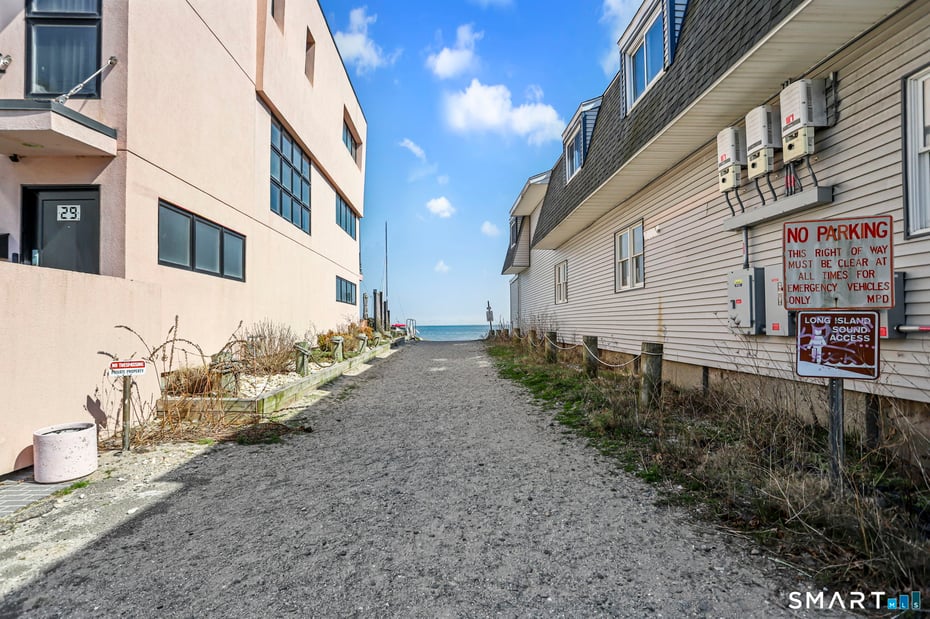 4 Seabreeze Avenue  #B Photo 34