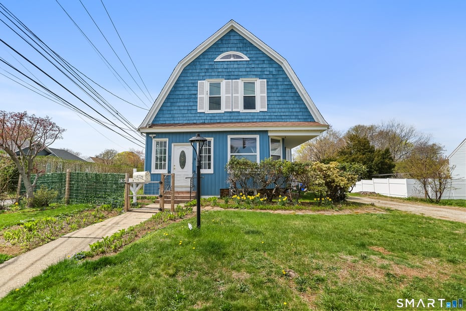 939 Nichols Avenue Photo 1