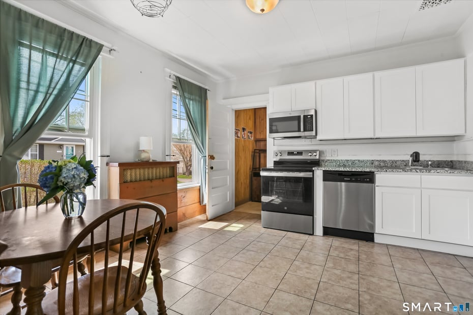 939 Nichols Avenue Photo 7