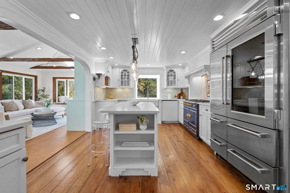1090 Ridgefield Road Photo 6