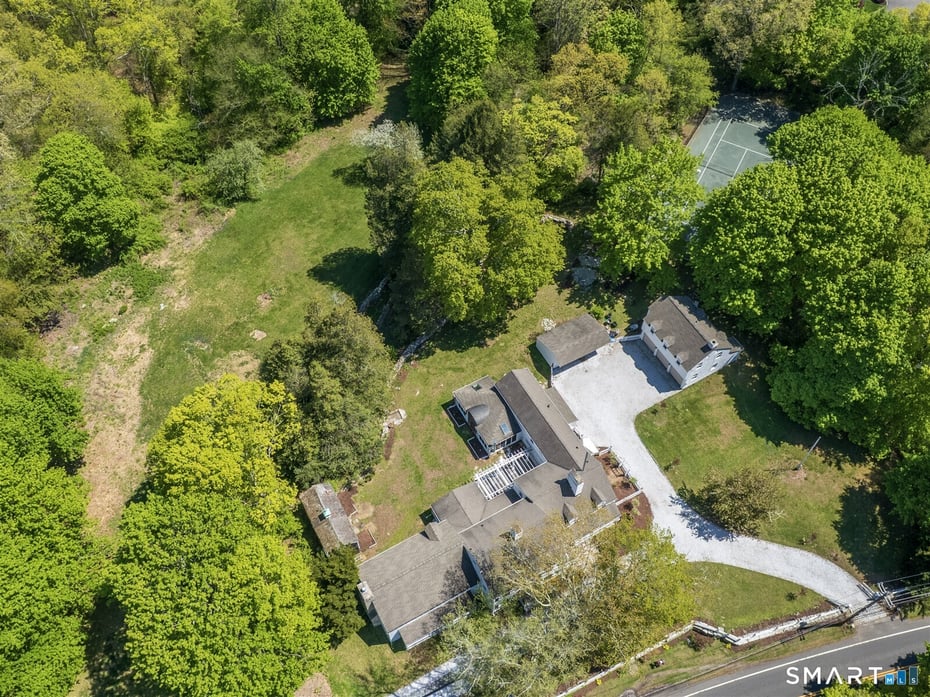 1090 Ridgefield Road Photo 32