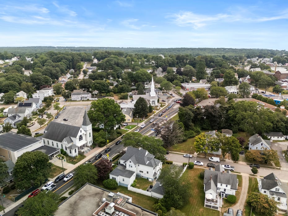 32 East Main Street Photo 20