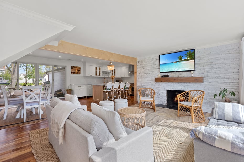 80 Soundview Drive Photo 9