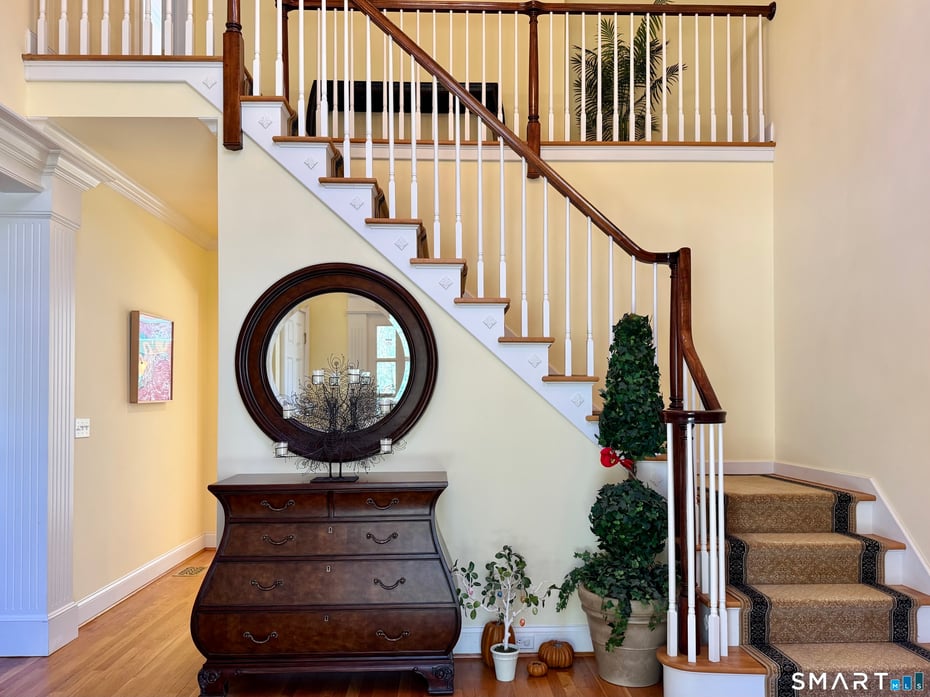 16 Brownstone Turn Photo 3