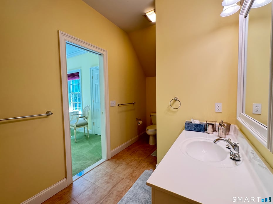 16 Brownstone Turn Photo 29