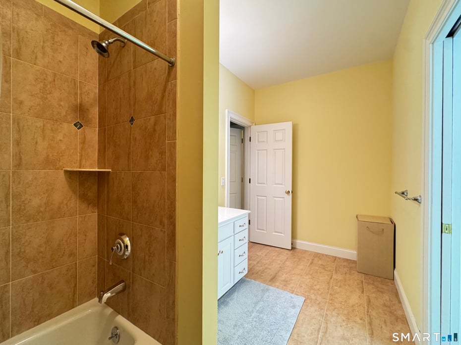 16 Brownstone Turn Photo 30