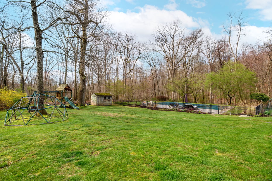 58 Woodchuck Lane Photo 36