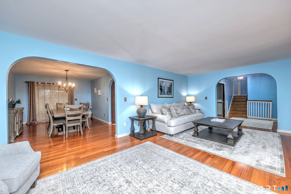 2262 Ridge Road Photo 5