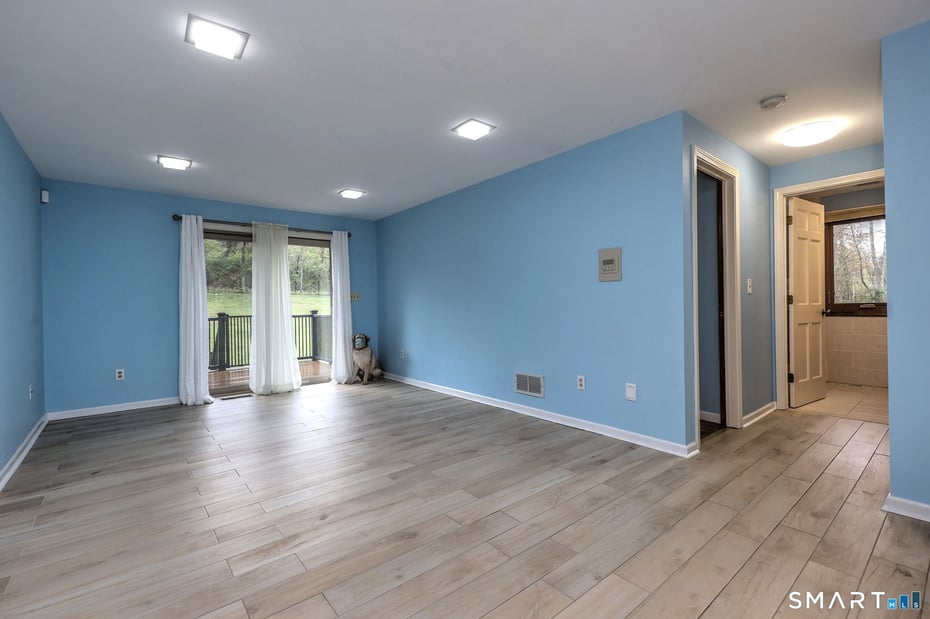 2262 Ridge Road Photo 13