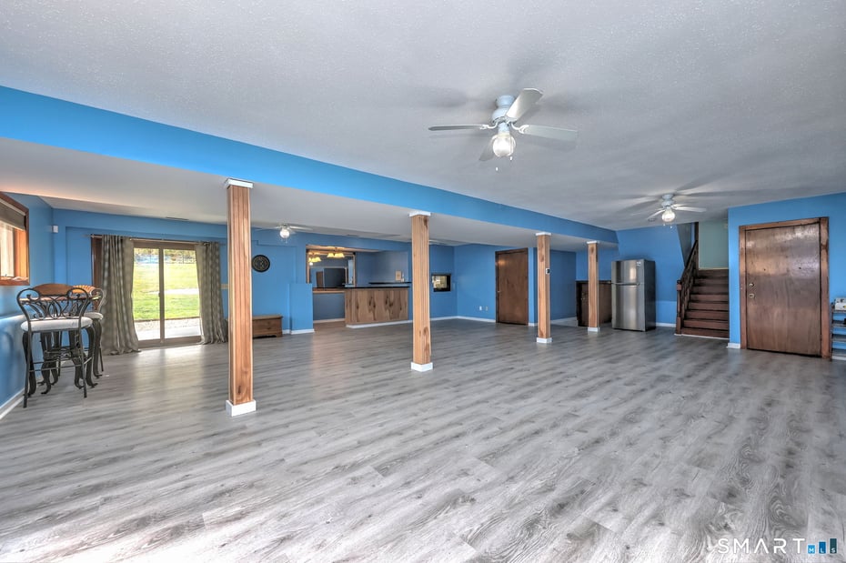 2262 Ridge Road Photo 15