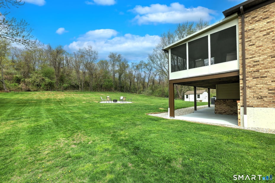 2262 Ridge Road Photo 18