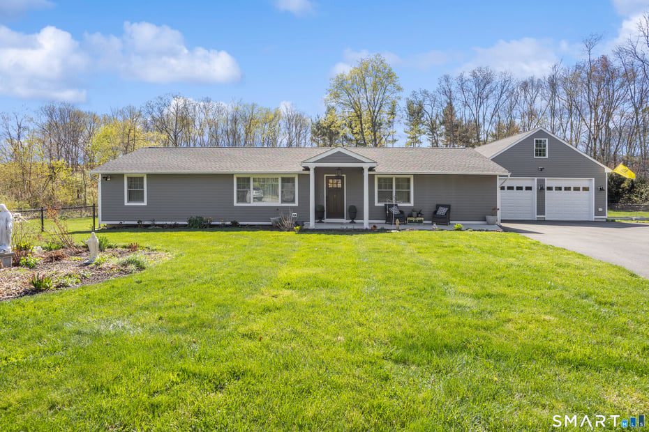 28 Maplewood Lane Photo 1