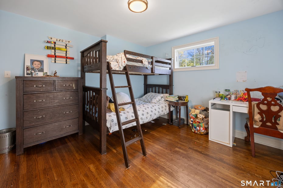28 Maplewood Lane Photo 17