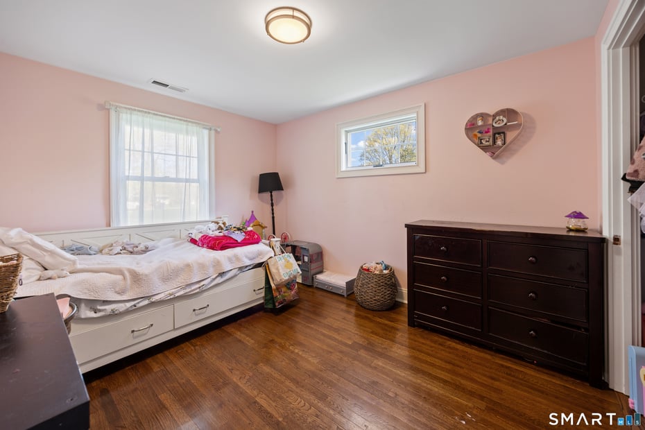 28 Maplewood Lane Photo 19