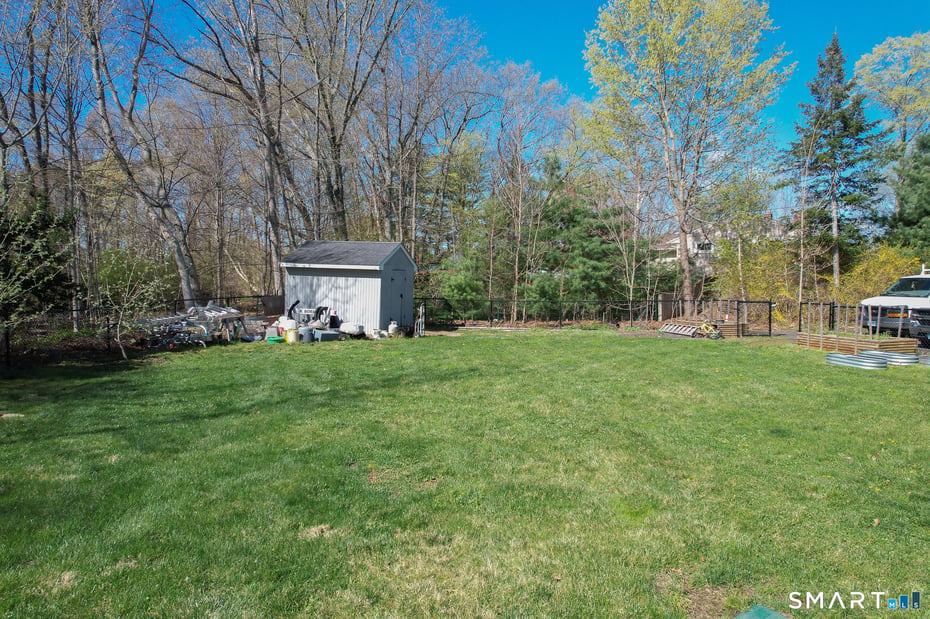 28 Maplewood Lane Photo 37