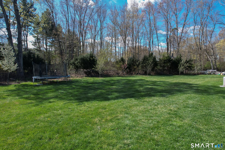 28 Maplewood Lane Photo 38