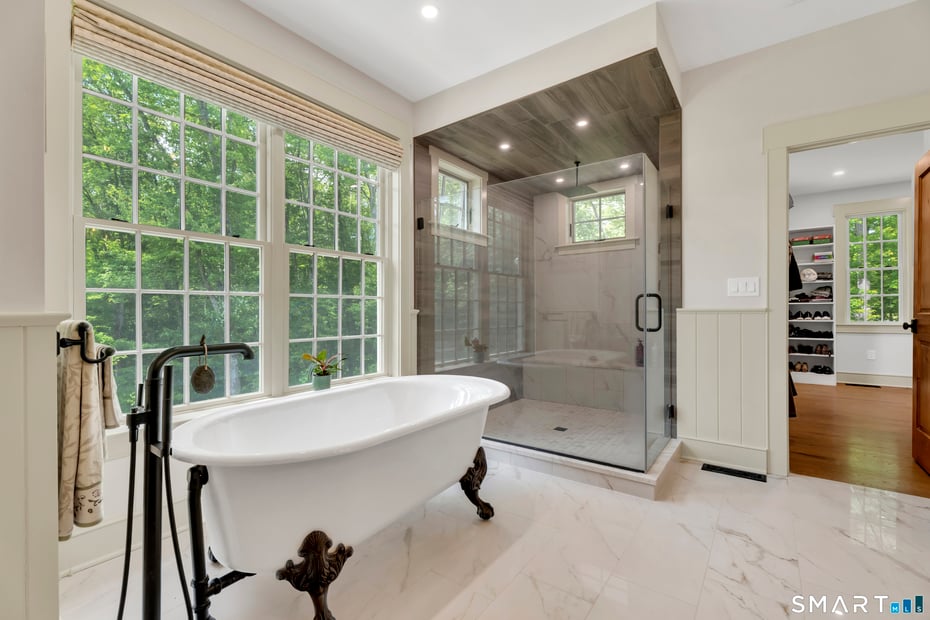 49 Round Hill Road Photo 12