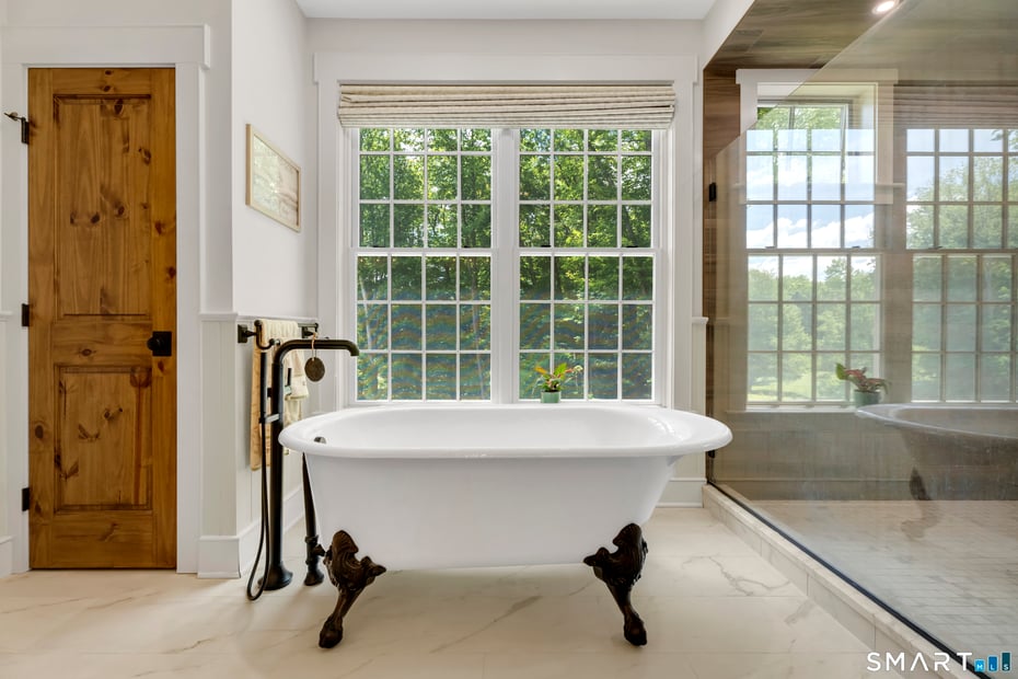 49 Round Hill Road Photo 13
