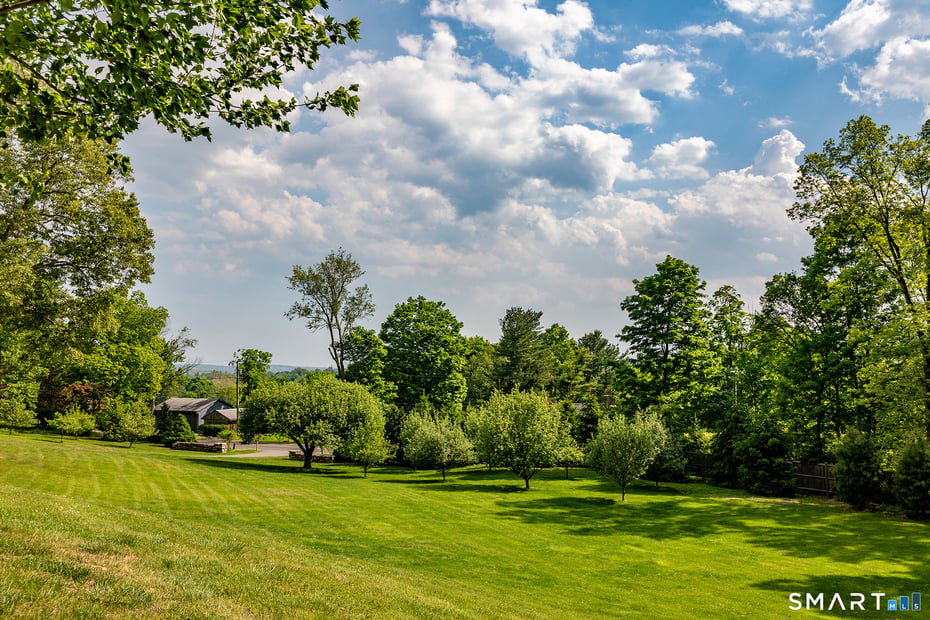 18 Ranney Hill Road Photo 19