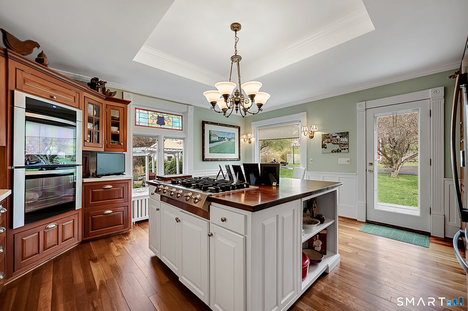 27 Highland Avenue Photo 2