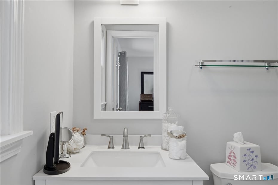 15 Hampshire Road #15 Photo 13