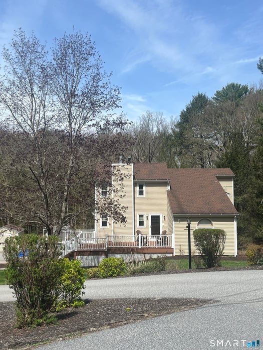 97 Lair Road Photo 2