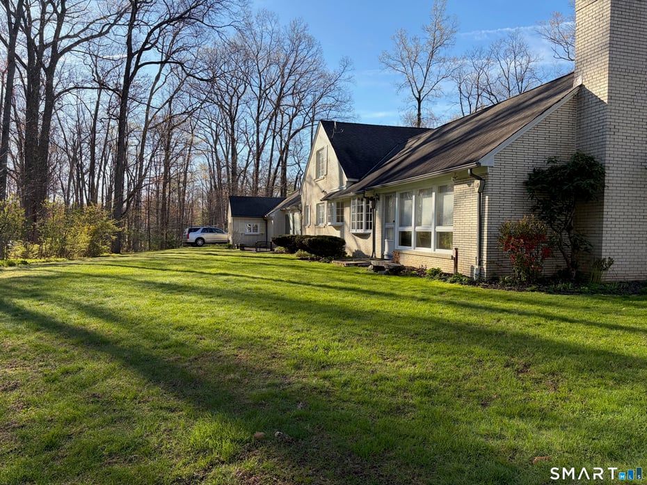 34 Green Acres Road Photo 2