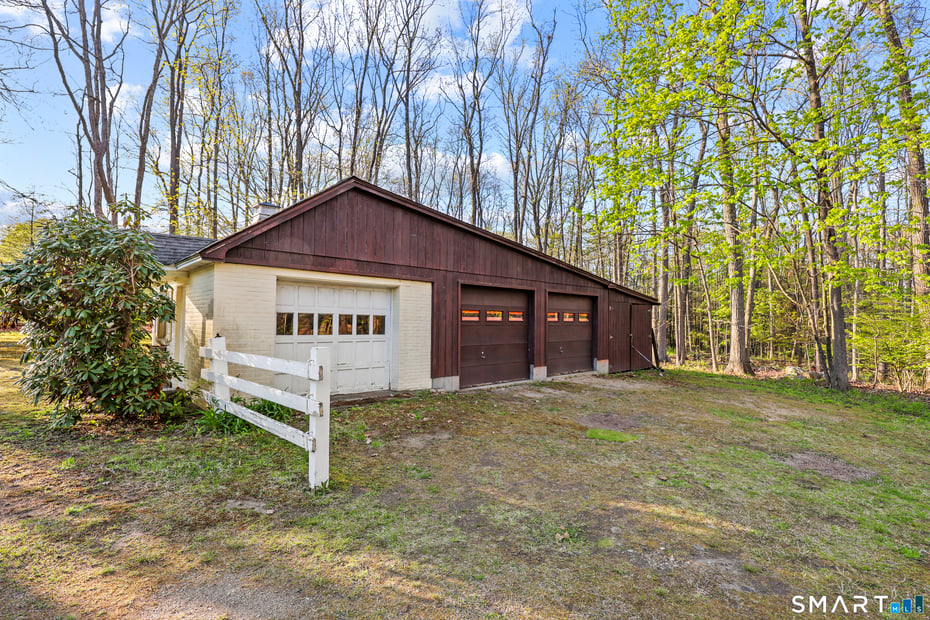34 Green Acres Road Photo 35