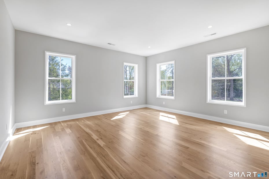 355 Spring Hill Road Photo 13