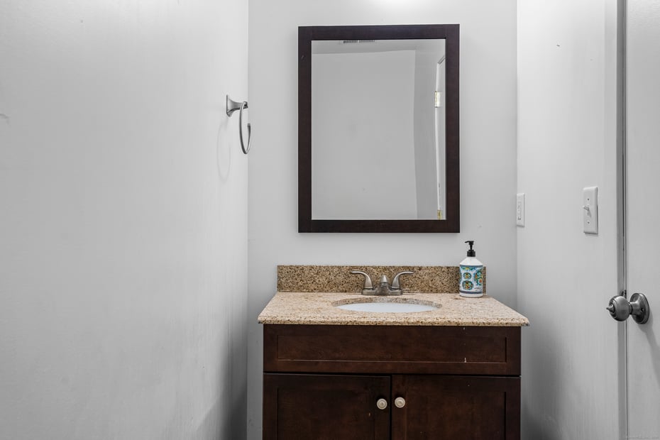 23 Vine Hill Road Photo 13