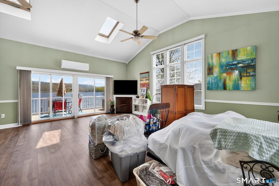 84 Little Meadow Road Photo 33