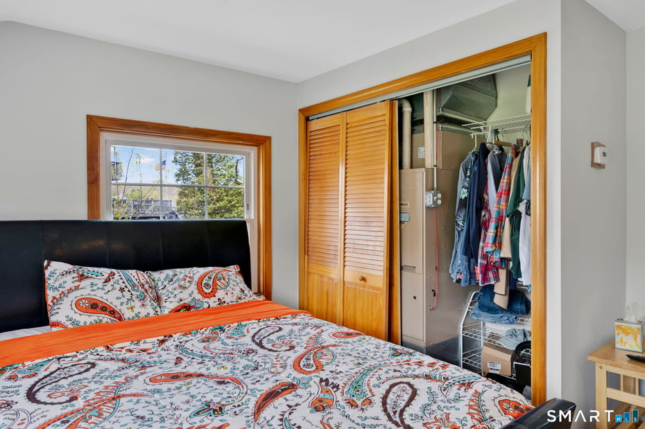 84 Little Meadow Road Photo 38