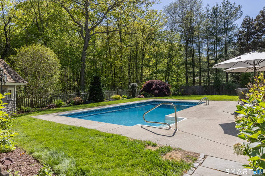 86 Blueberry Lane Photo 8