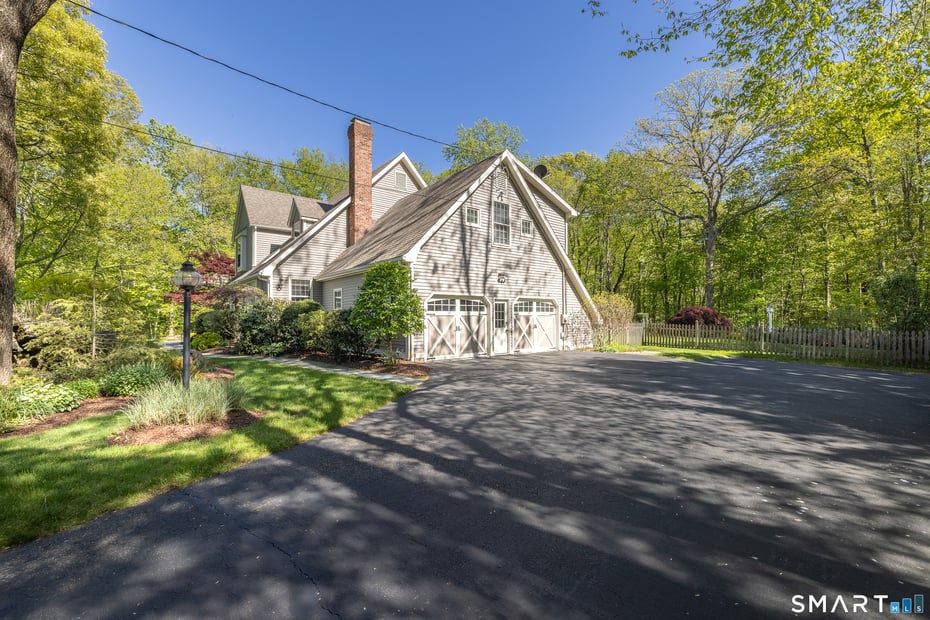 86 Blueberry Lane Photo 32